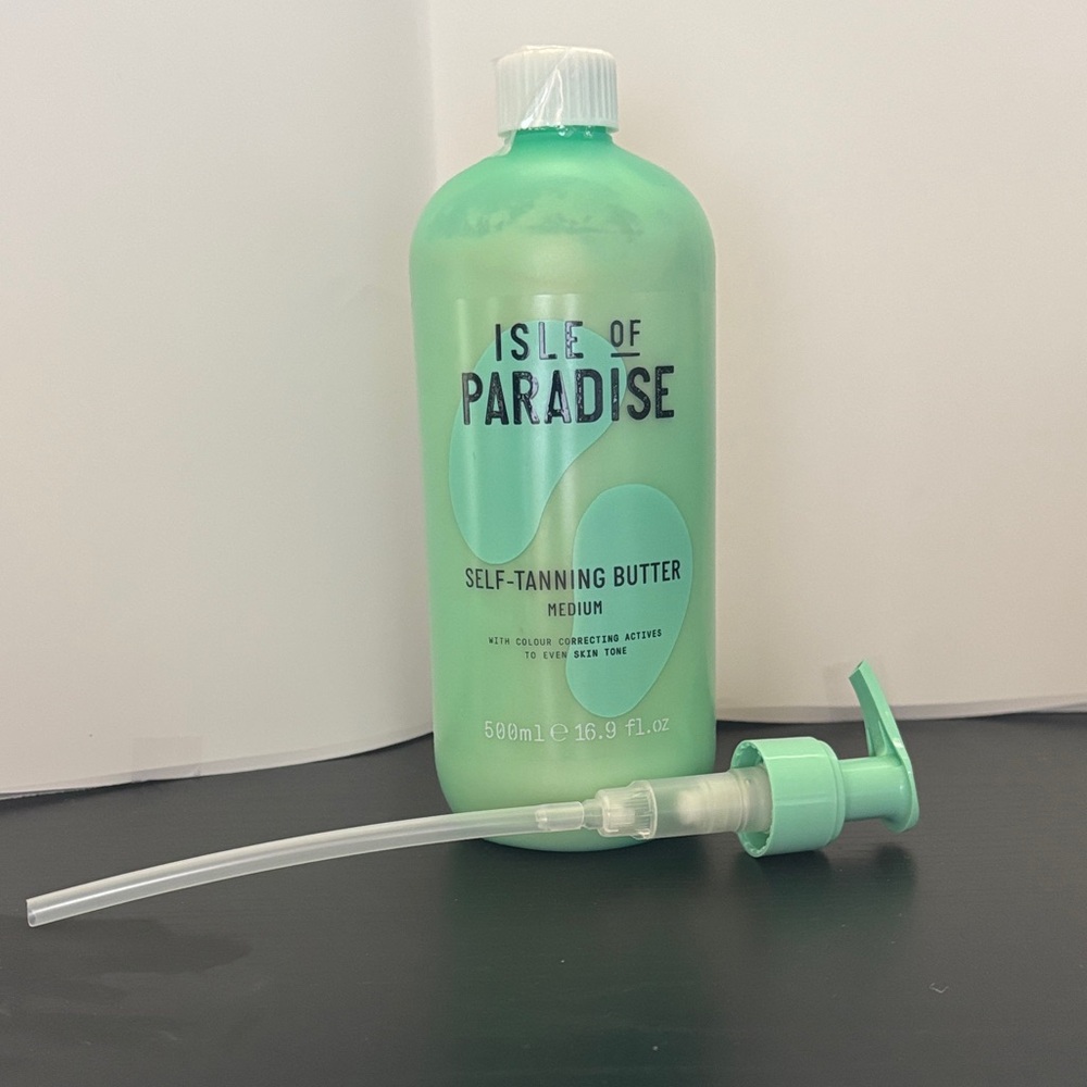 Isle of Paradise Self-Tanning Butter Bottle with Pump Medium 16.9 fl. Oz. Brand